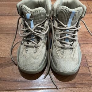 Adidas Yeezy boost desert boots Rock